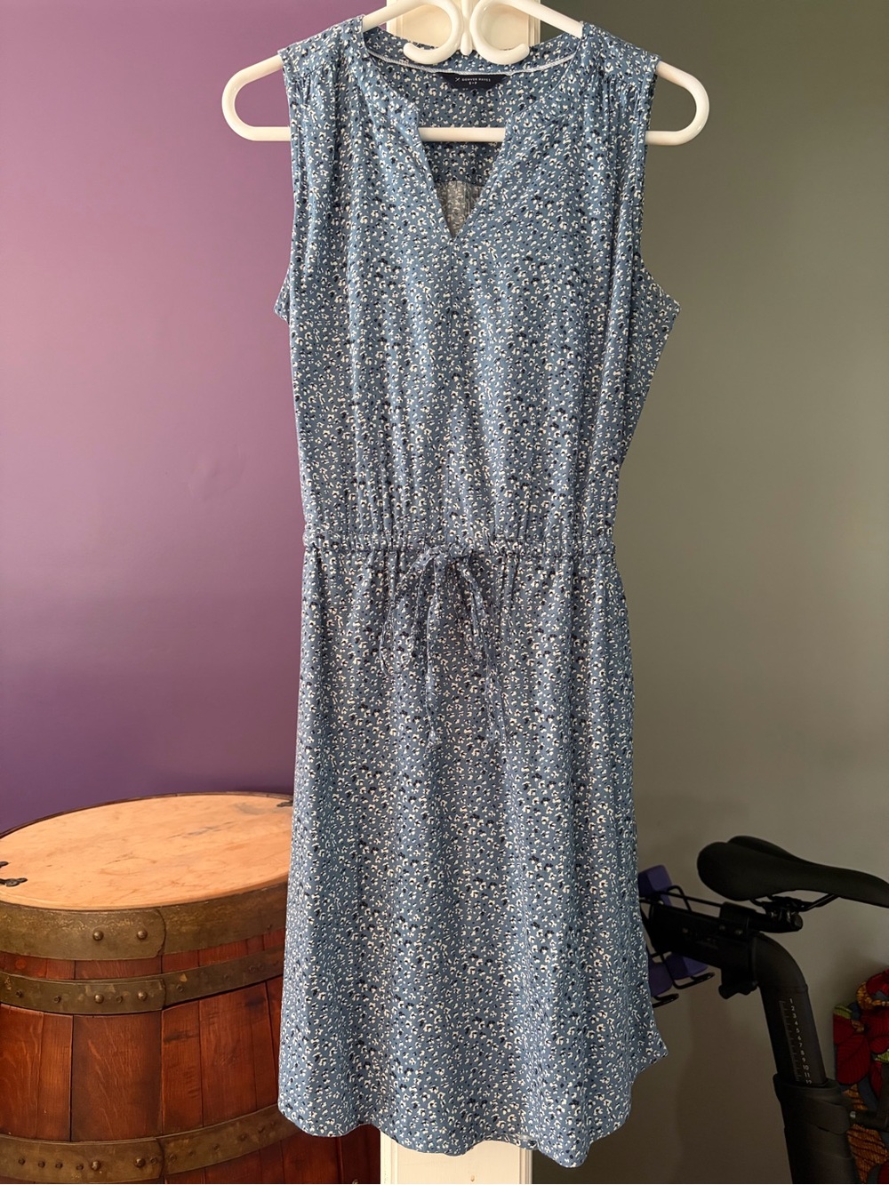 Denver Hayes Blue Floral Sleeveless Tie-Waist Midi Dress